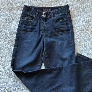 Tall girl jeans by “It’s denim” size 8. 36 inseam